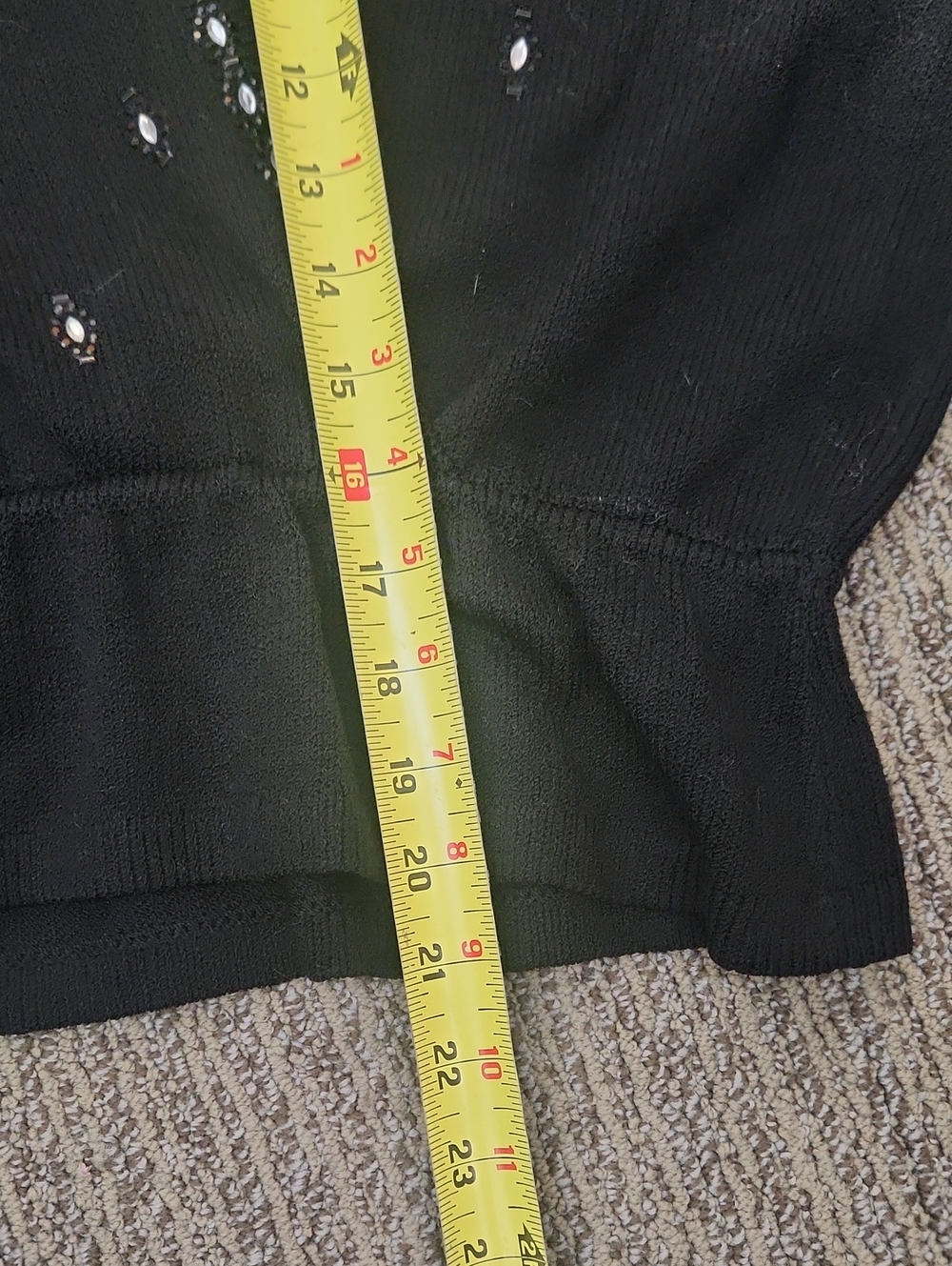 St. John Knit Crossover Sweater Size 6 - Picture 15 of 16